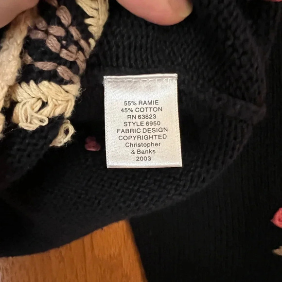 Christopher & Banks Cardigan Sweater Flower Hand Embroidered Women’s Sz Medium - Picture 6 of 9